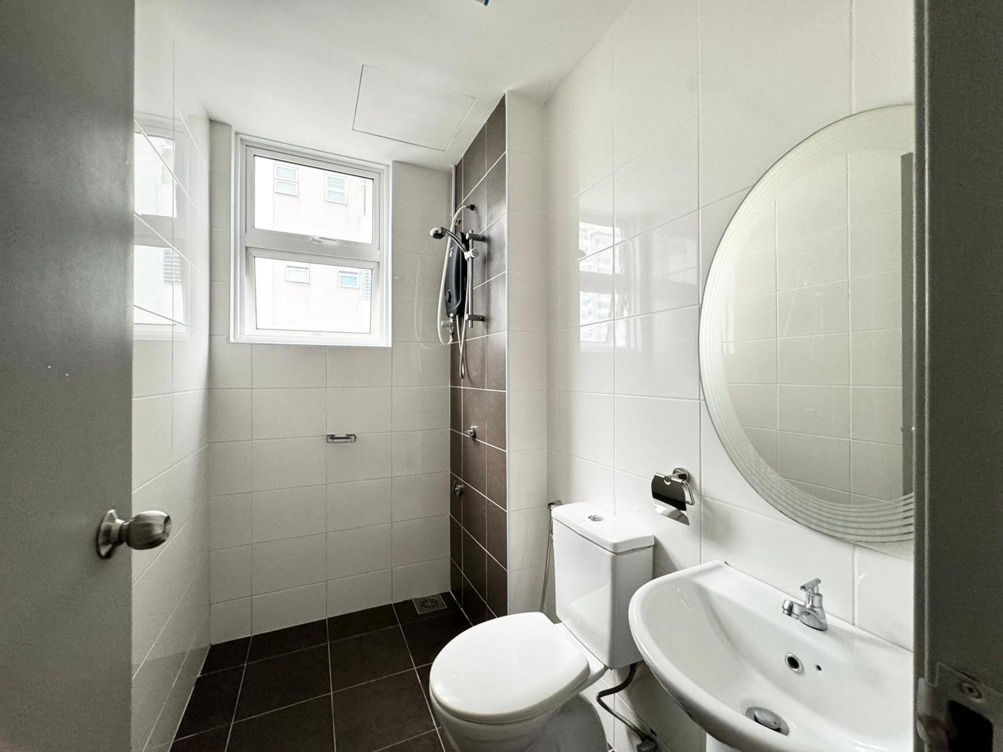 Large Unit Dwiputra Residences 3rooms 3bathrooms Presint 15 Pangsapuri Putrajaya
