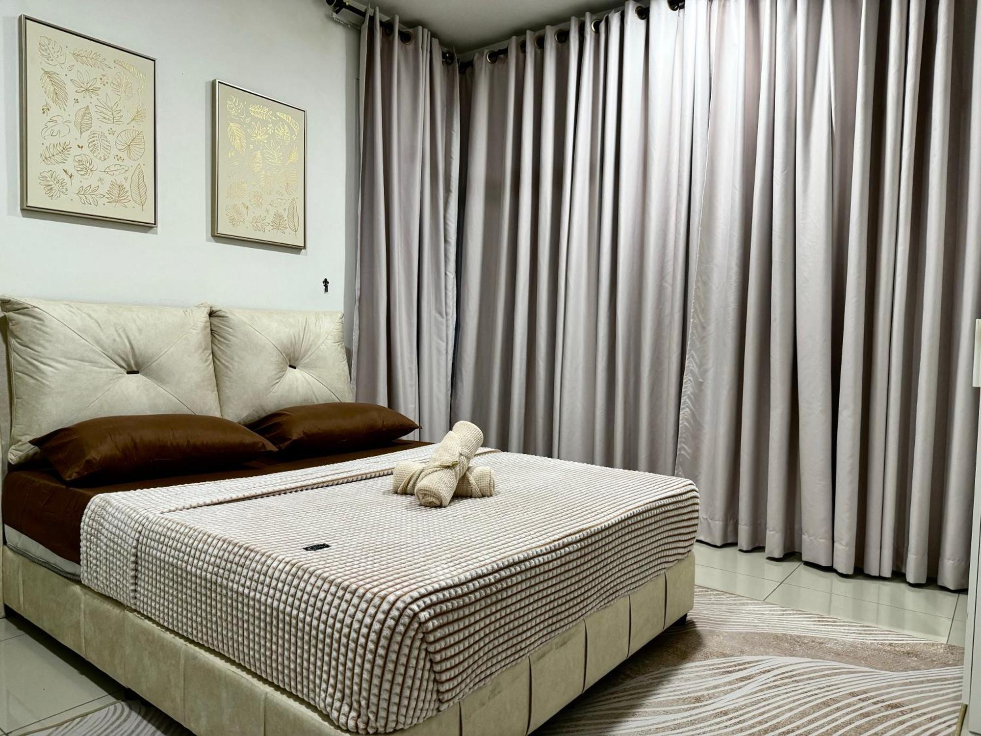 Large Unit Dwiputra Residences 3rooms 3bathrooms Presint 15 Pangsapuri
